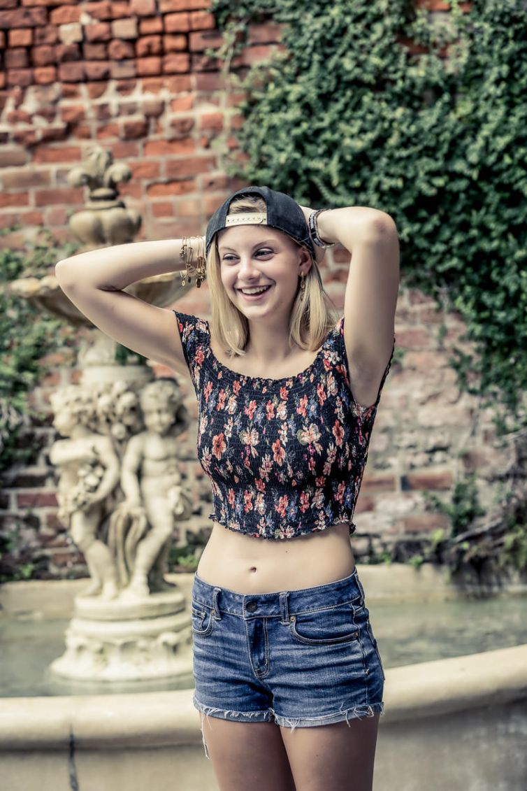 Fun Senior Photography Experience - Tampa St Petersburg, Florida - High School Senior Portait Photography - Behind The Scenes Portfolio - Brian K Crain Photography