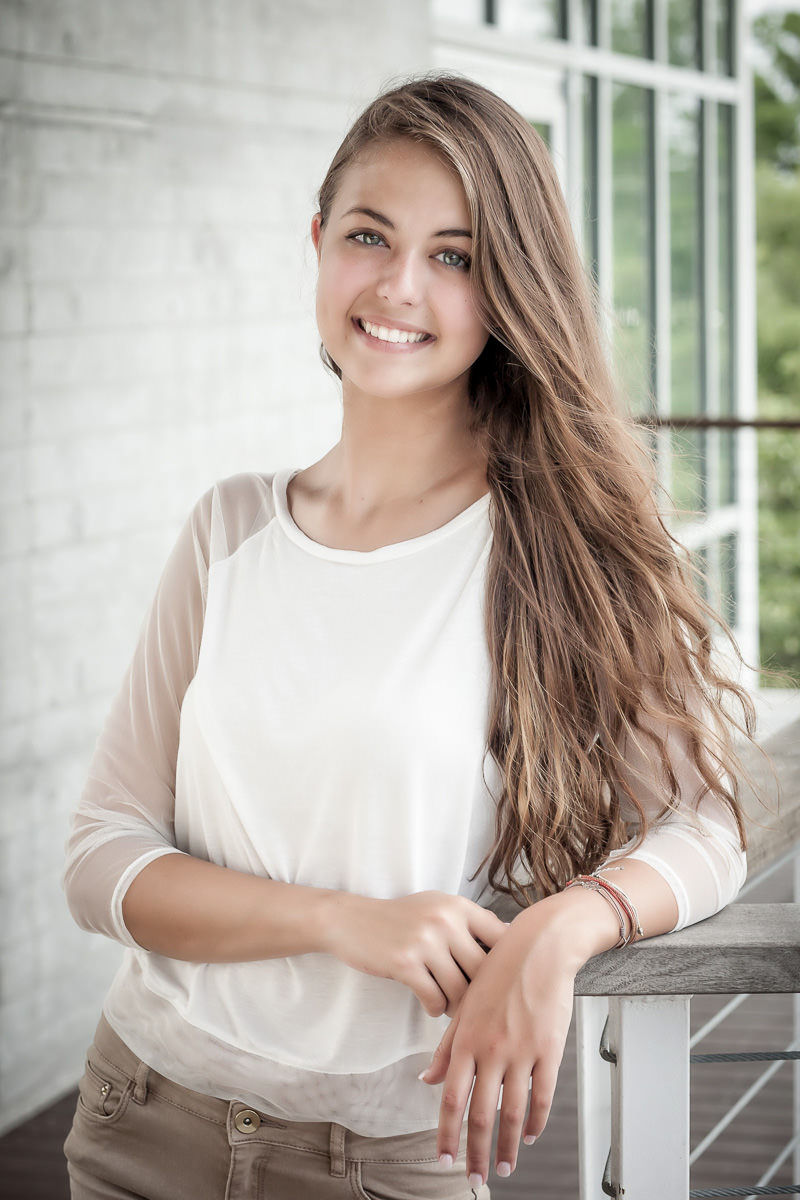 Luxury Lifestyle Fashion Senior Photogrphy Exeperience - Tampa St Petersburg, Florida - High School Senior Portait Photography - Luxury Lifestyle Gallery - Brian K Crain Photography