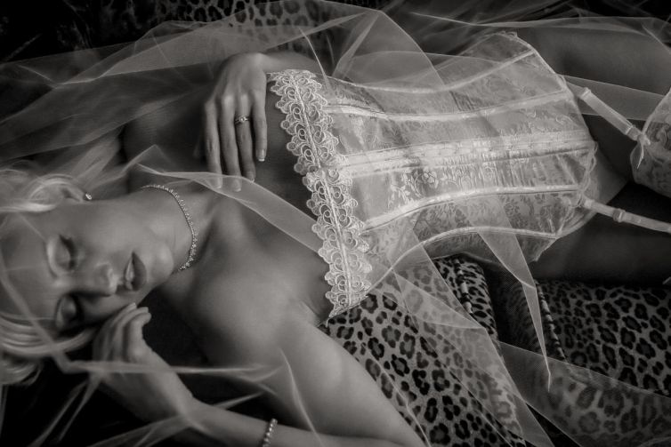 Sexy Sensual Boudoir - Tampa, St. Petersburg, Sarasota Wedding Photography - Brian K Crain - Florida Wedding Photographer